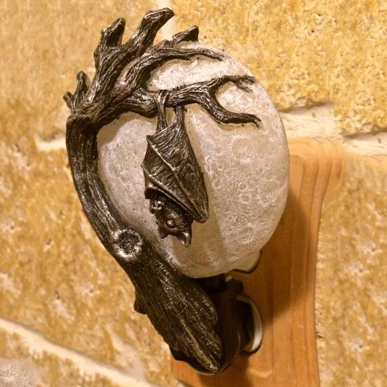 Halloween Inverted Bat Night Light Gothic Moon Tree Hanging Bat Plug-in Light Statue Holiday Party Bedroom Wall Outlet Bat Decorative Lamp