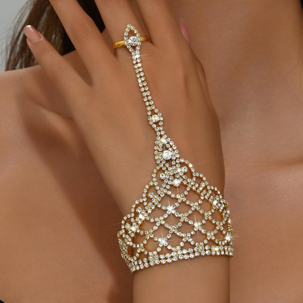 Versatile Rhinestone Hand Chain Fashion Finger Chain Ring Bracelet for Weddings