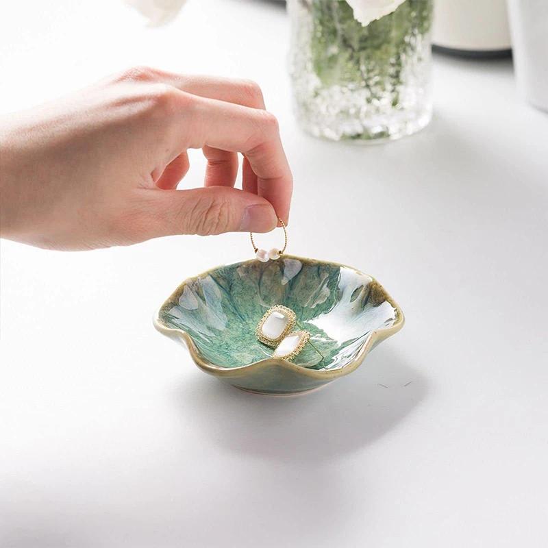 Lotus Ceramic Trays Green Creative Tray for Decoration Jewelry Plate Jewelry Organizer Containers Desktop Decor