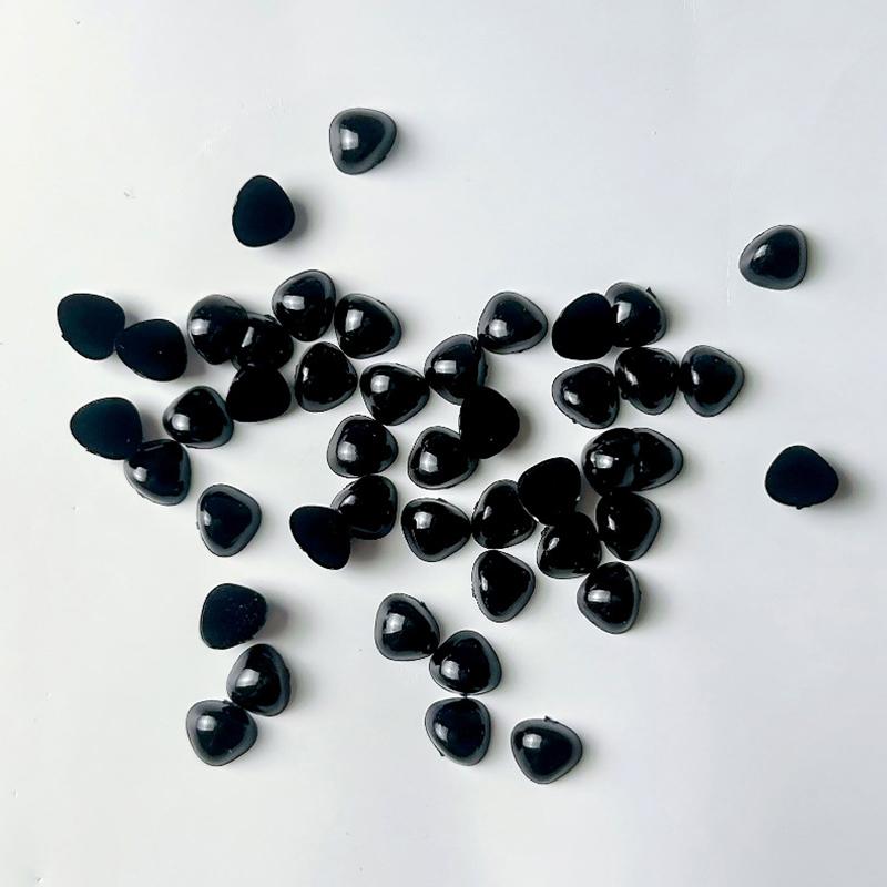 50 шт. Треугольные носовые аксессуары Мультяшный нос куклы Ручной DIY Треугольные Практичные Пластиковые с плоским дном Плюшевые игрушки