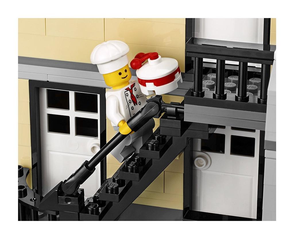 LEGO CREATOR EXPERT Квадрат сборки Creator Expert 10255 [предмет]