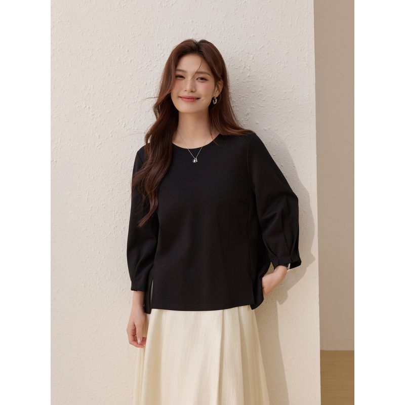Round Neck Versatile T-Shirt: Xianlixiu Plus Size Women's Fashionable Design Split Hem Top for Plus Size Women, New Spring Collection