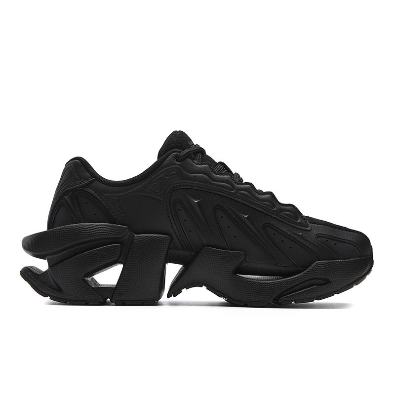Fila Кроссовки на платформе для увеличения роста женские черные F12W613103FBS