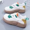 Модная повседневная обувь для женщин 2024 года, новые весенние кроссовки для женщин, маленькие белые туфли, кроссовки на толстой подошве