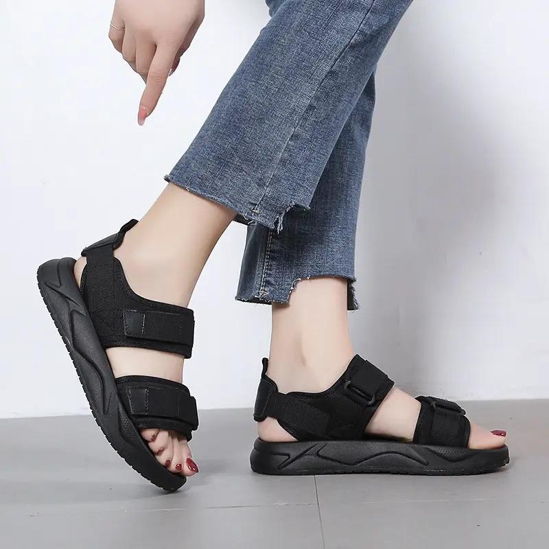 Спортивные сандалии женские ins tide 2025 лето новые универсальные на липучках с плоским дном легкие повседневные пляжные туфли женские