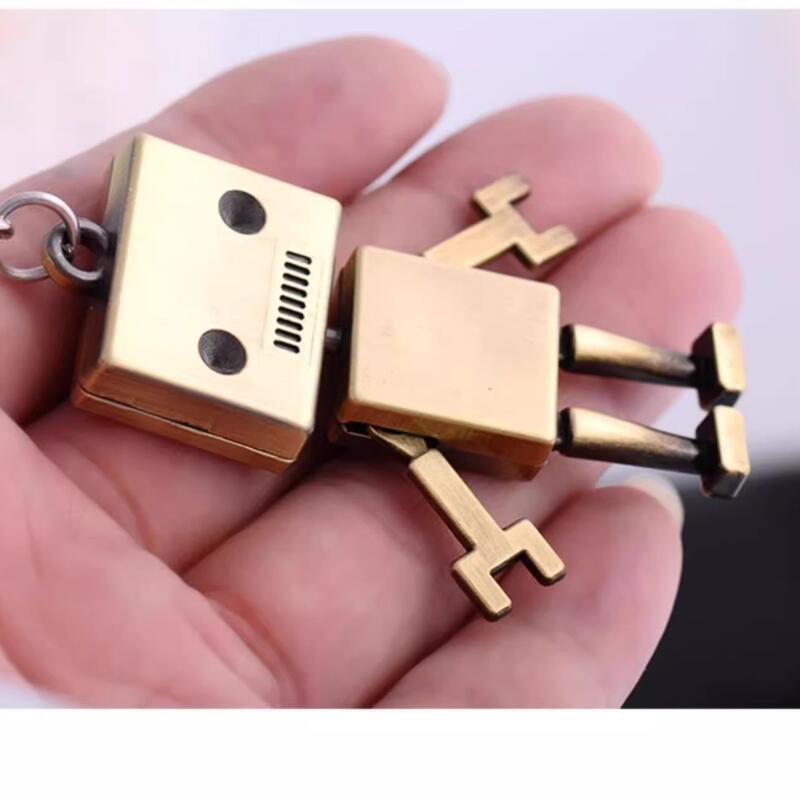 1PC Movable Robot Keychain with Articulated Joints, Zinc Alloy Mini Figurine Charm for Backpacks Gifts
