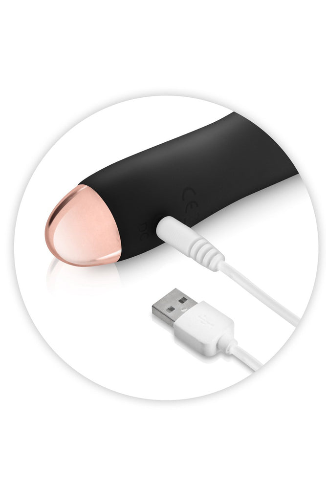 Vibromasseur Noir 7 Vitesses Usb Corps Ondulé Cc5740140010