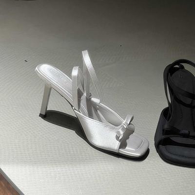 Весенняя и летняя обувь больших размеров, серебристые атласные босоножки и тапочки на высоком каблуке с бантом, женская обувь с открытым носком и тонким каблуком