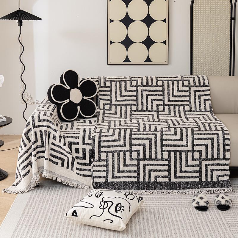 Mao Mao Yarn Sofa Cover Fabric, Winter Light Luxury and High-end Feeling, Anti Cat Scratch Sofa Cover Blanket, New Thickened Sofa Towel