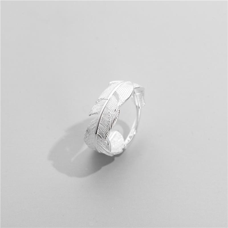 Hot Sale Atmosphere Personality BFCLUB Silver Color Jewelry High-quality Feather Female Leaf Simple Opening Rings