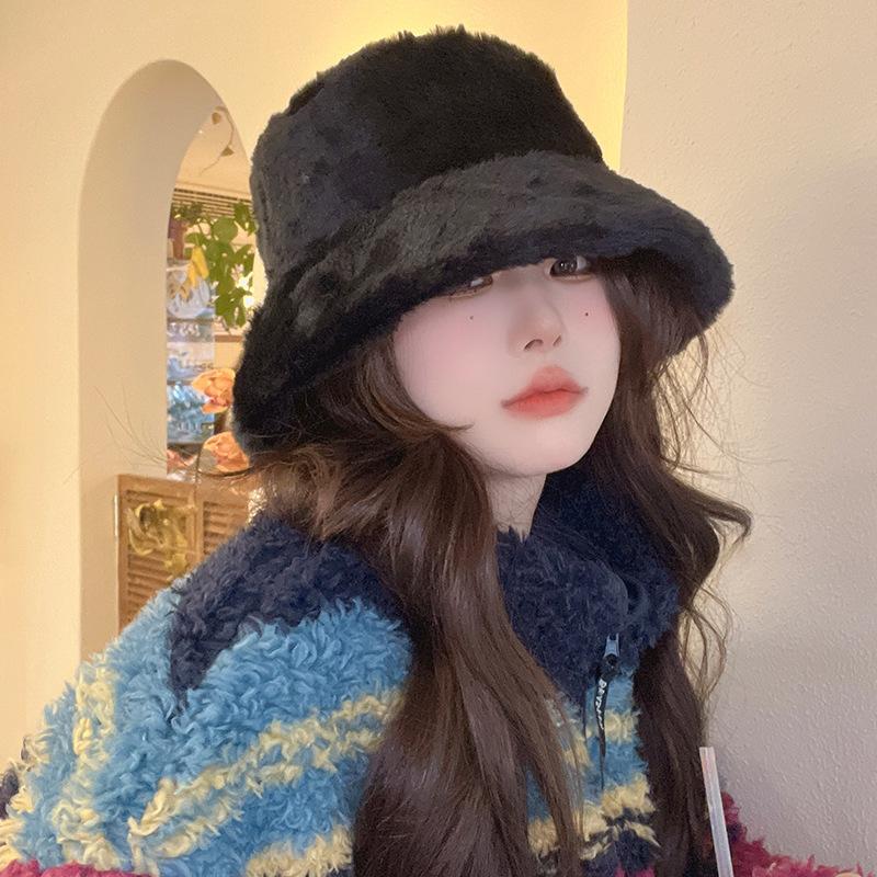 Plush cap, ear protection, cold protection, winter warm hat, advanced feeling, small windproof bucket hat