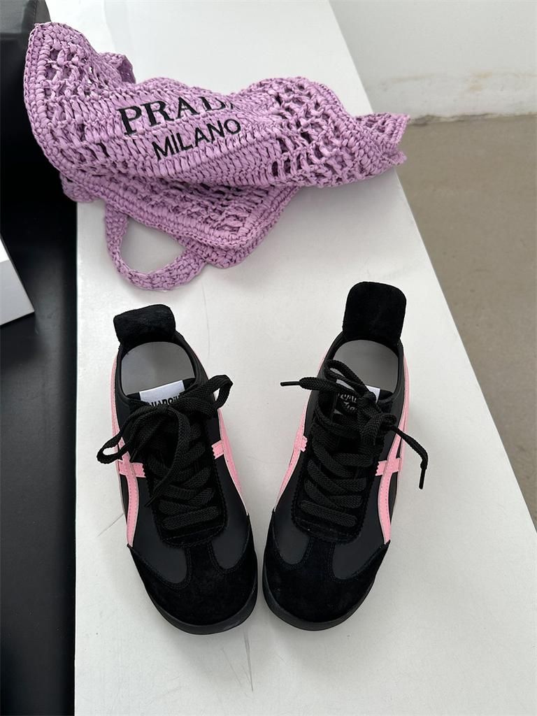 Retro Color Matching German Training Shoes Women's 2025 New Comfortable and Light Feet Small Flat Sports Casual Forrest Gump Shoes