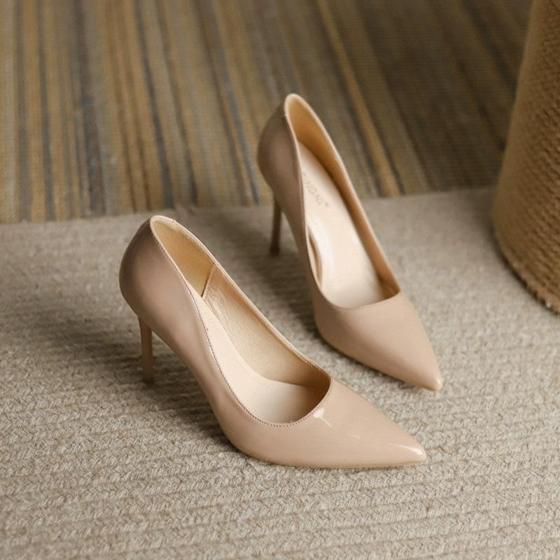 Туфли на высоком каблуке женские 2025 весна-лето новые французские легкие универсальные черные профессиональные туфли на шпильке с острым носком