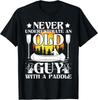 Never Underestimate An Old Guy - Canoe Canoeing Gift Unisex T-Shirt