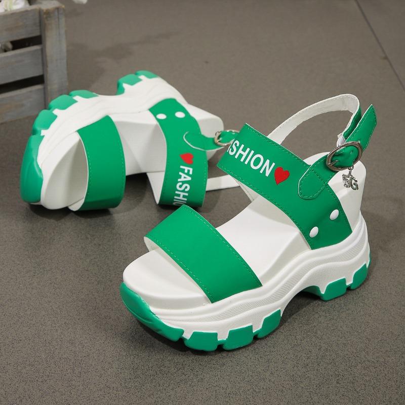 Босоножки на платформе женские 2024 новые летние женские гладиаторские туфли на высоком каблуке с танкеткой для женщин с рыбьим носком красные сандалии Feminina