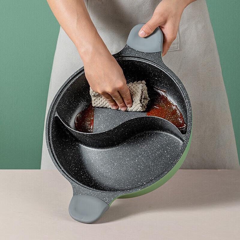 Chui Da Huang 30cm Maifan Stone Non-stick Twin Hot Pot