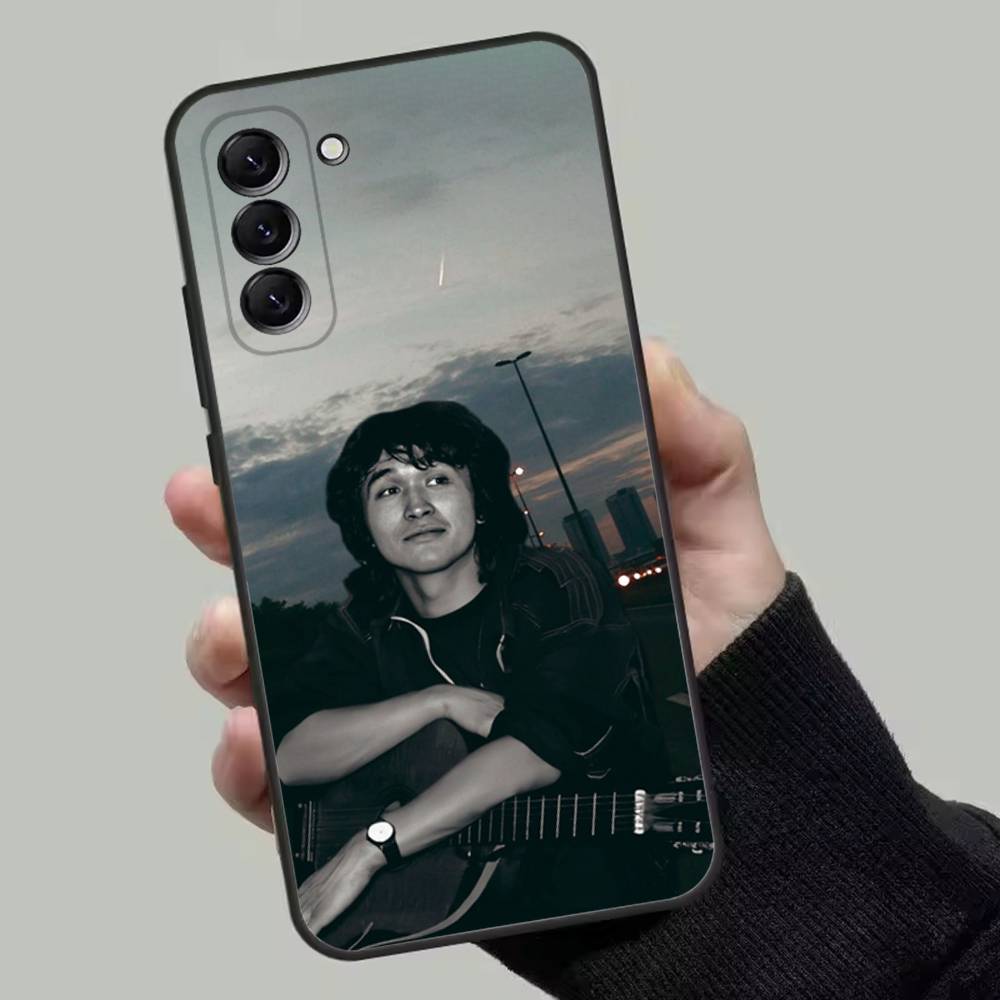 Чехол для телефона V-Виктор Цой для Samsung Galaxy A13, A21s, A22, A31, A32, A52, A53, A71, A80, Мягкий черный корпус