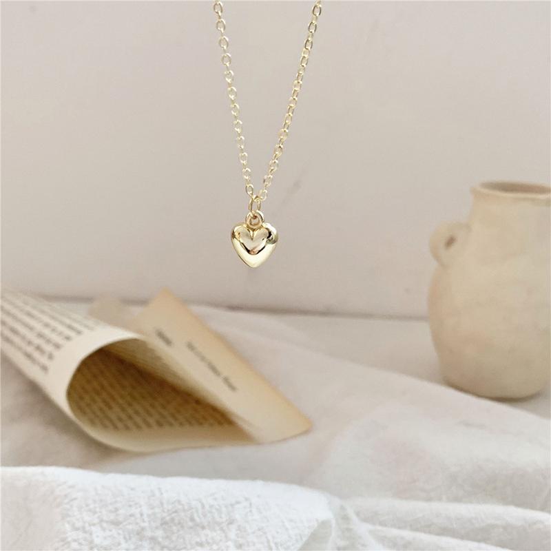Cute Tiny Love Heart Pendant Necklace For Women Chain Necklace Exquisite Jewelry Gift