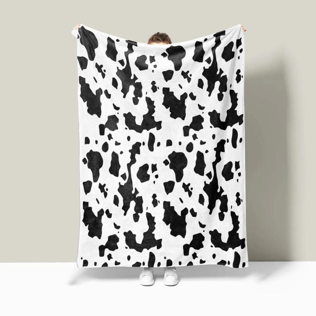 1 Piece of Black and White Cow Pattern Blanket Double-sided Flannel Digital Printed Sofa Blanket, Air Conditioning Cover Blanket