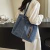 2025 новая модная сумка простая повседневная простая сумка ветер большая вместимость джинсовая сумка-тоут сумка через плечо