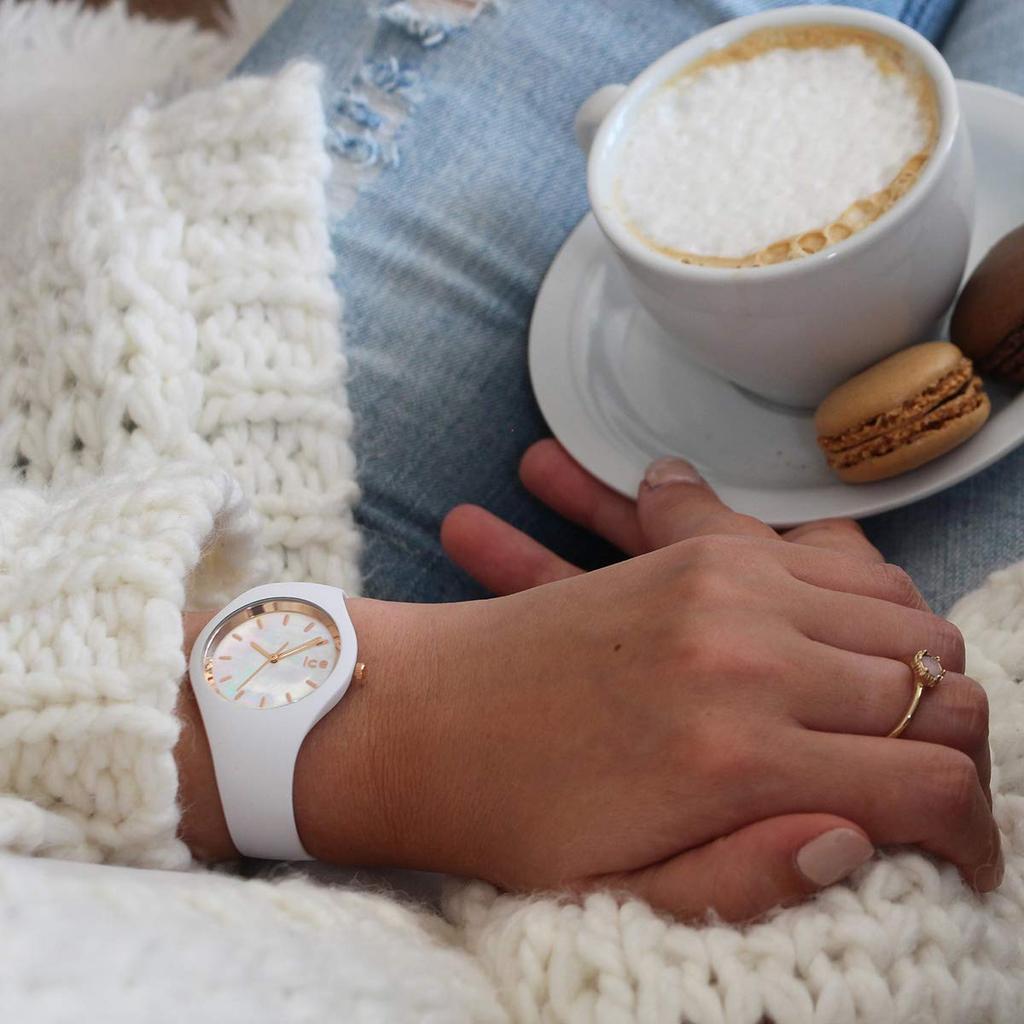 Authorized Distributor Ice Watch Wristwatch 016935 Ice Pearl White Small [Ice Watch] Women's