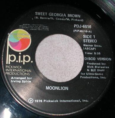 7-дюймовая пластинка MOONLION - Sweet Georgia Brown PDJ6516PROMO P.I.P. Пластинки 1976 США Соул/Фанк Б/У