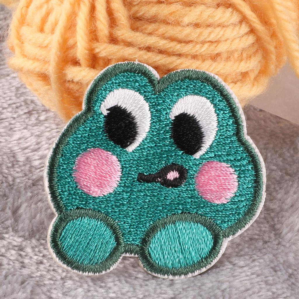 Embroidery Label Bear Head Cartoon Animal Cloth Label Children's Clothing Accessories Patch Clothing Accessories Handbook Self-adhesive Cloth Sticker