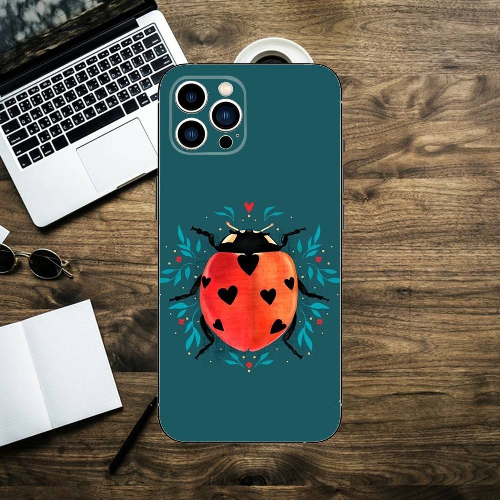 Насекомое Семиточечная божья коровка Чехол для телефона Для iPhone 16,15,14,13,12,11,XS,XR,X,8,7,Pro,Max,Plus,mini Силиконовый Черный Чехол