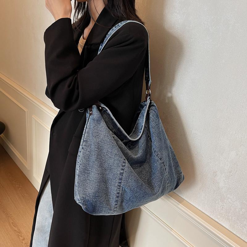 Denim Tote Bag For Women Large Capacity Casual Street Style With Zipper Closure