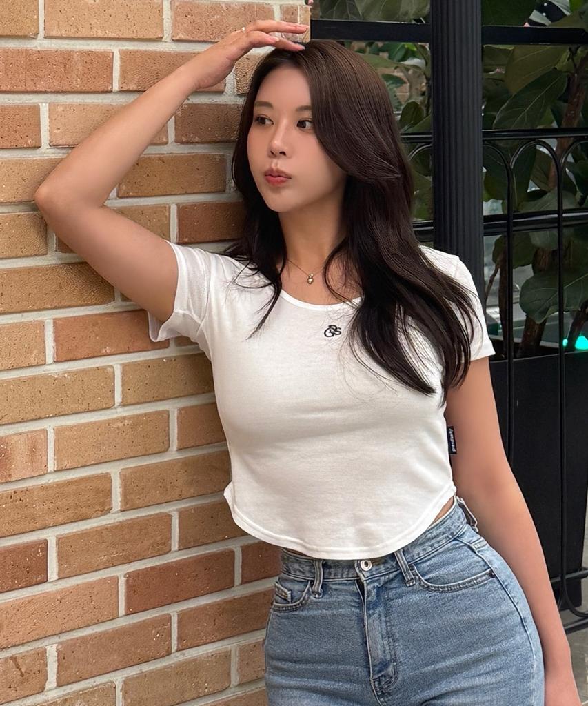GRANDIOSITY Women'S Soft Slim U-Neck Short Sleeve T-Shirt (White)