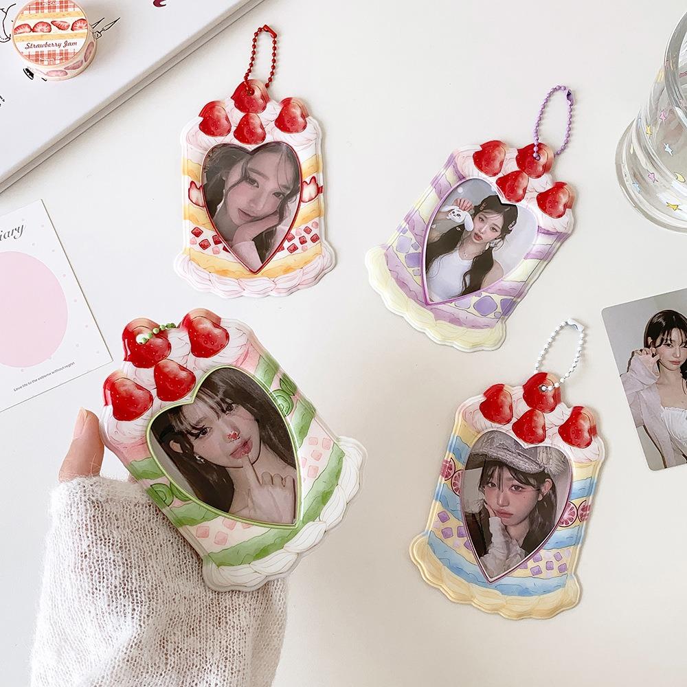 Прозрачный держатель для фотокарточек K-pop в виде клубничного торта, портативный держатель для карт, защитный чехол для карт в форме сердца, защищающий от пыли