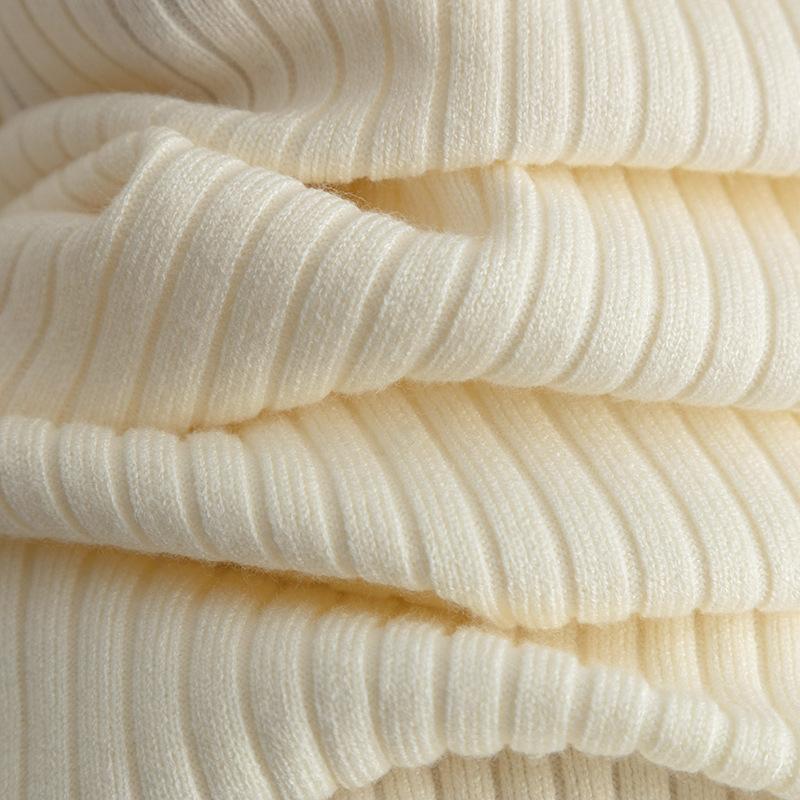 GMXIA Laid-back Style Round-neck Split Sweater Set for Women, Two Loose and Soft Knitted Sweaters for Autumn and Winter