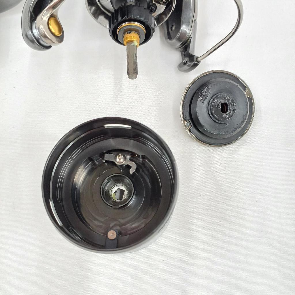 Used SHIMANO C2500SXG TWIN POWER