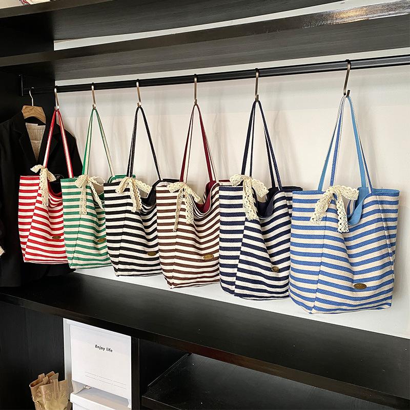 Корейская версия однотонной нейлоновой сумки через плечо, повседневная сумка большой вместимости, двухсторонняя сумка-тоут для поездок на работу, полосатая холщовая сумка