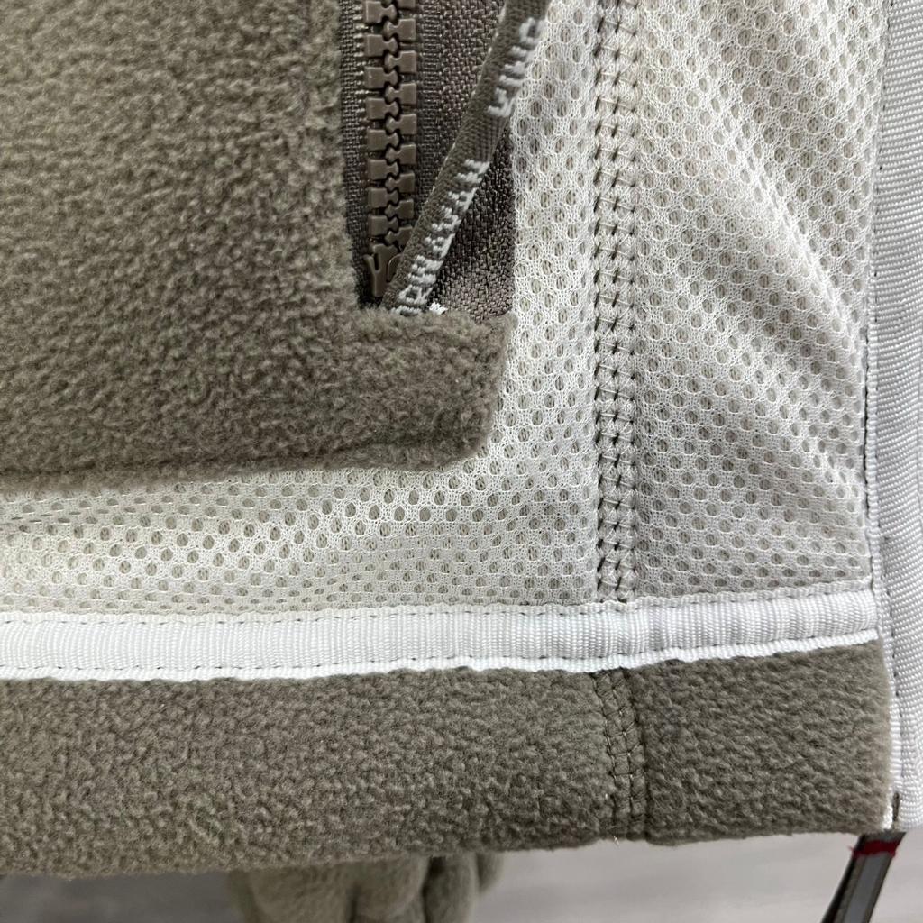 Весенний сезон с толстой флисовой и теплой флисовой курткой, двухслойной хлопковой курткой, плотной курткой, воротником-стойкой, защищающим от холода, курткой с множеством карманов