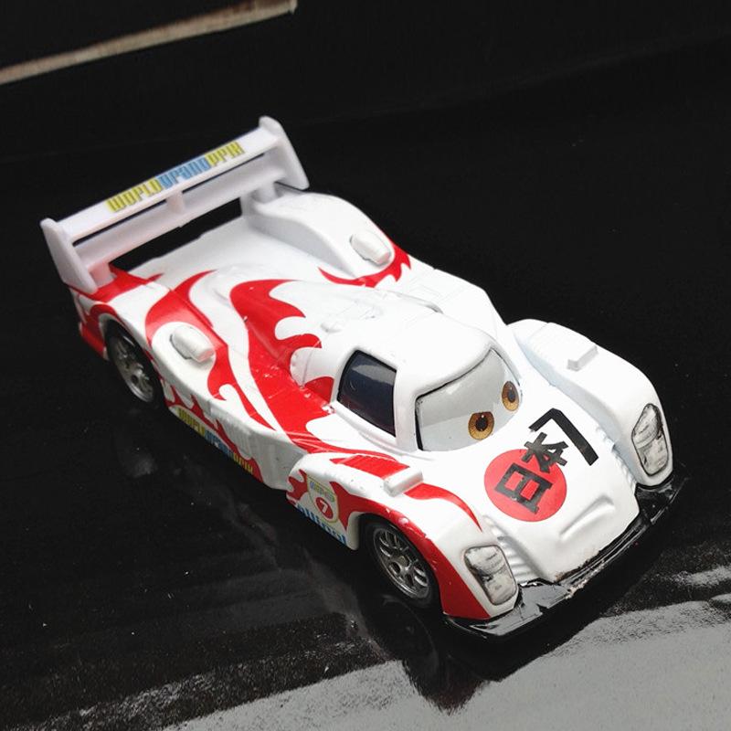 Набор машинок Pixar Cars из сплава: Модели МакКуина, Мэтра, Салли, Шерифа
