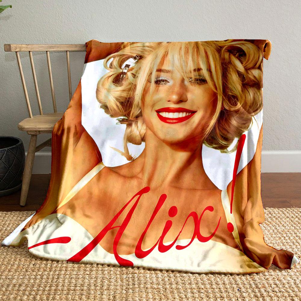 Timeless Retro Blonde Pin Up Portrait Multicolor Warm Blanket, Chunky Knit Throw for Sofa Nights, Soft Velvet Blanket for Lounging
