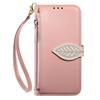 Чехол-книжка для iPhone 17 из кожи Leaf с ремешком через плечо