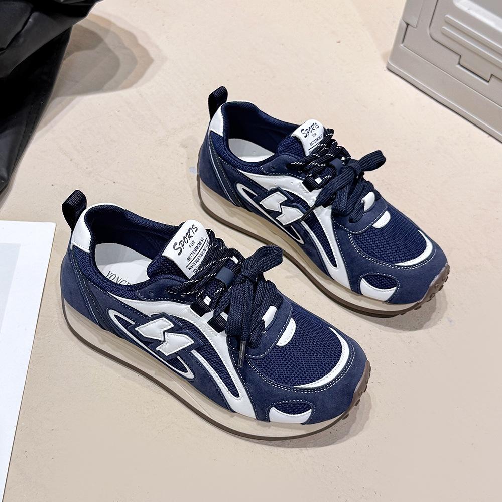 Модная универсальная обувь Форрест Гамп женская 2025 осень новая ретро шнуровка круглый носок платформа студенческие повседневные спортивные туфли тренд