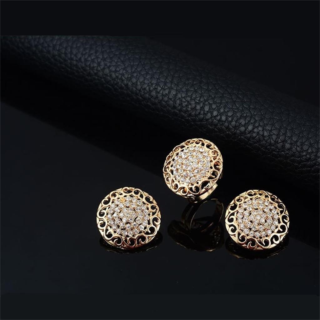 5-Piece Exaggerated Rhinestone Jewelry Set: Necklace, Earrings, Ring, Bracelet for Women's Wedding