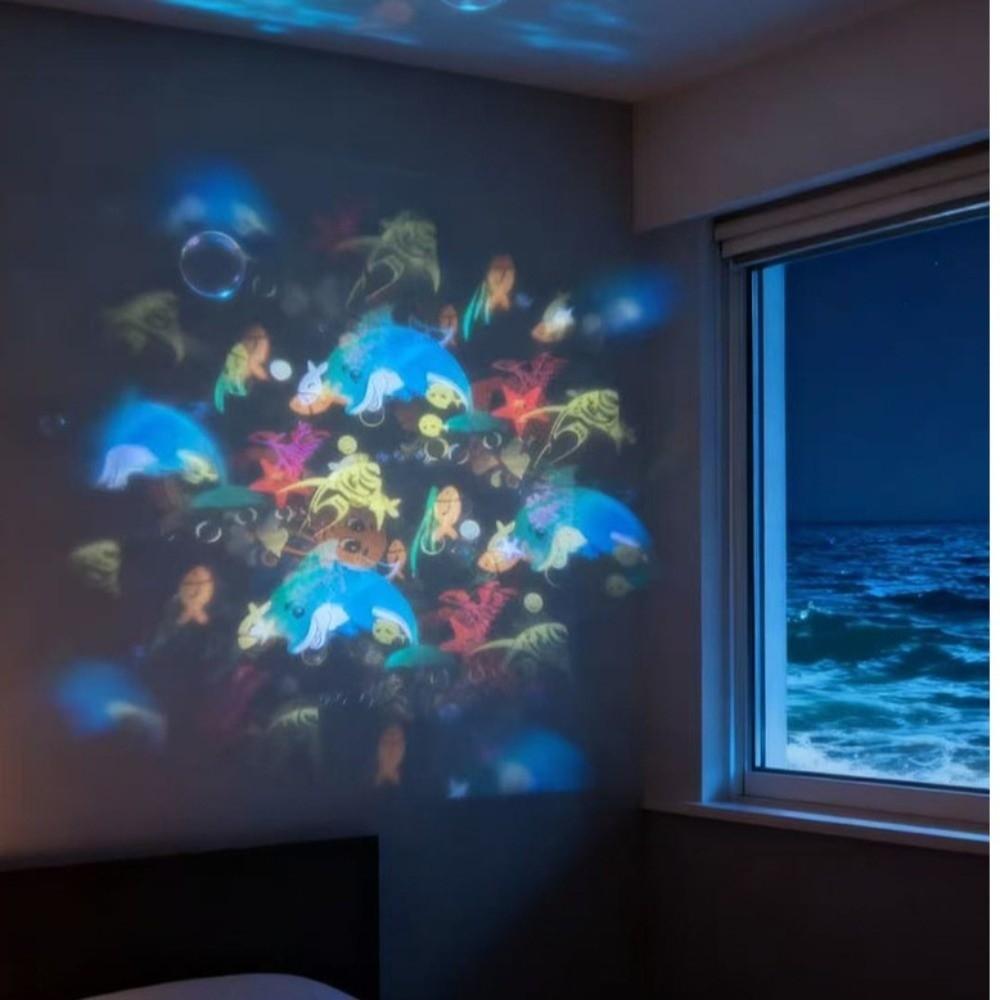 Snowflakes Christmas Projector Light Ideal Gift for Birthdays Or Friends And Family