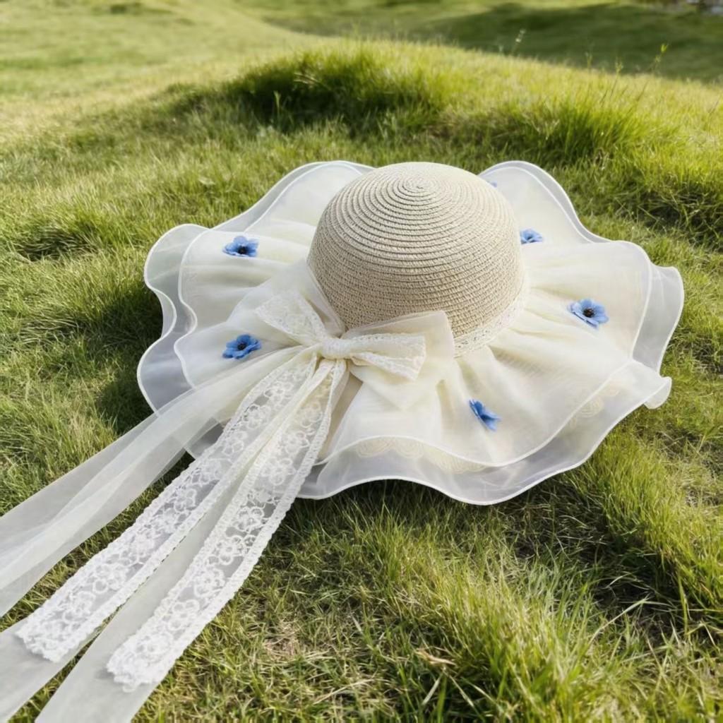 Summer Straw Hat With Lace Bow And Wide Brim For Sun Protection And Beach Vacation