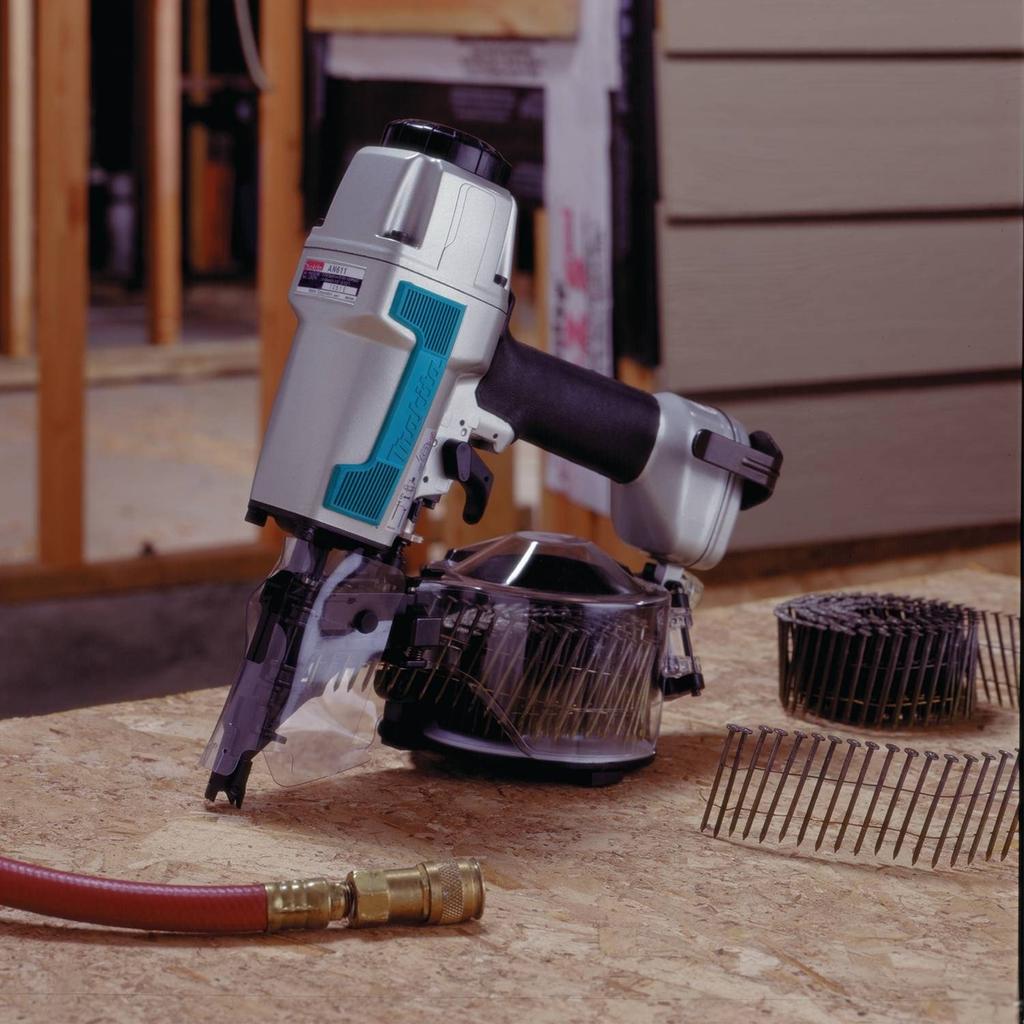Пневматический гвоздезабиватель Makita AN611 65мм