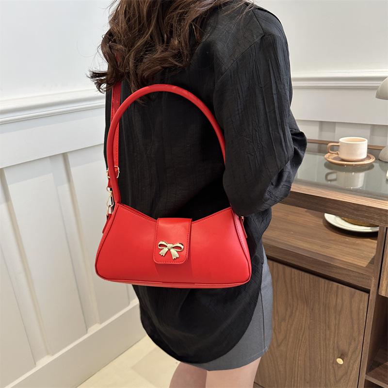 2024 весна новый темперамент простая маленькая сумка с бантом женская сумка подмышкой универсальная сумка через плечо женская