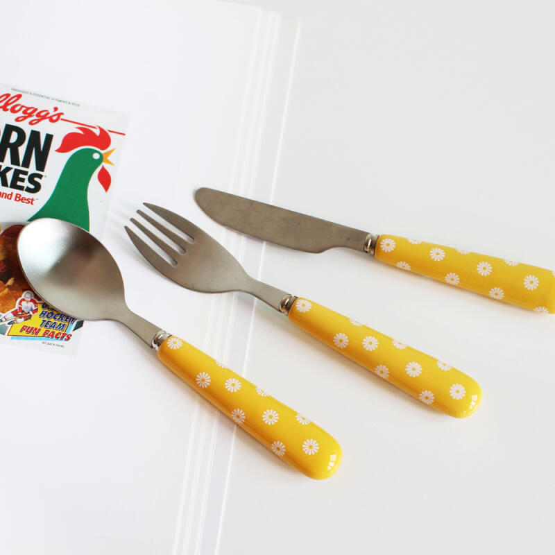 Retro Pattern Dessert Cutlery / Yellow Flower
