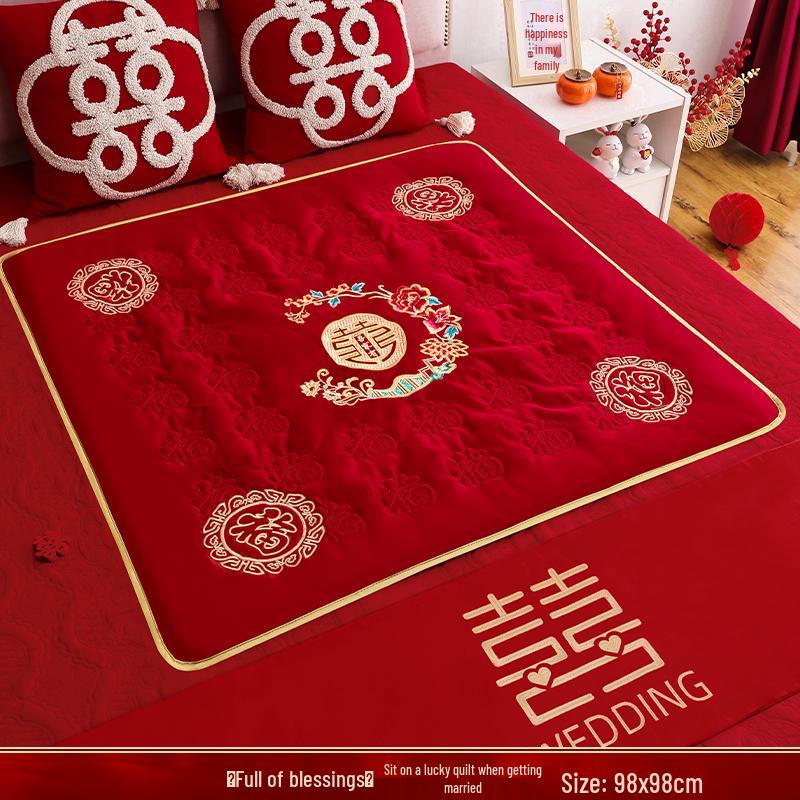 Набор вышитых свадебных подушек: 'Фу' Иероглиф и Дизайн 'Сто Благословений' для Постели Невесты с Мотивом Ранних Родов