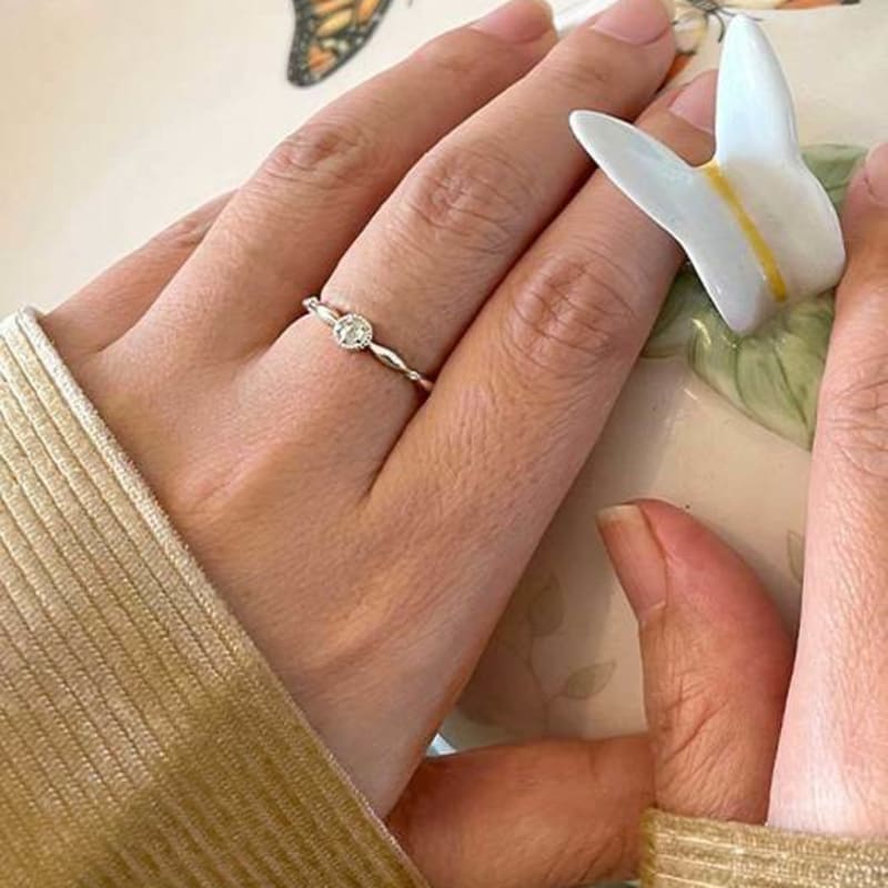 Ollia Natural Rough Diamond Daisy Bud Silver Ring