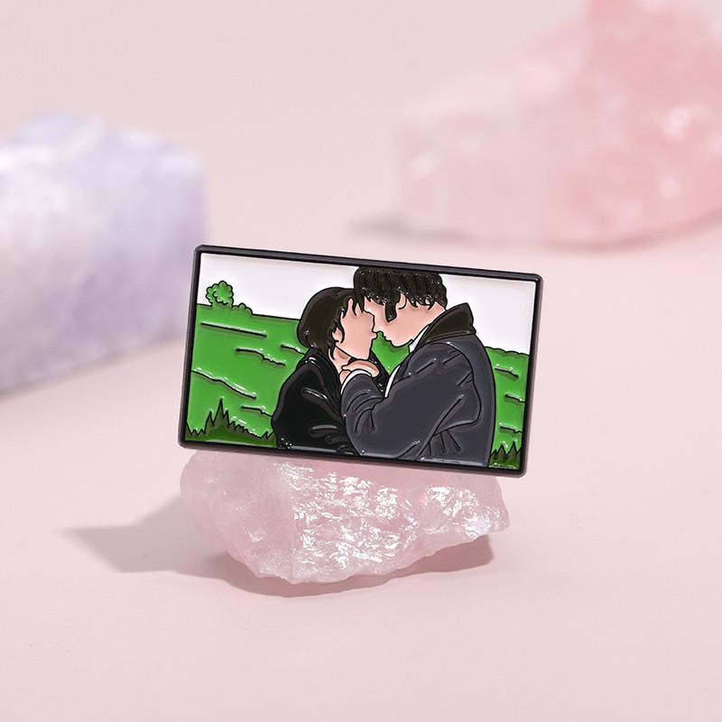 Unique Love Series Cartoon Character Brooch Pin Fashionable Metal Badge Accessory