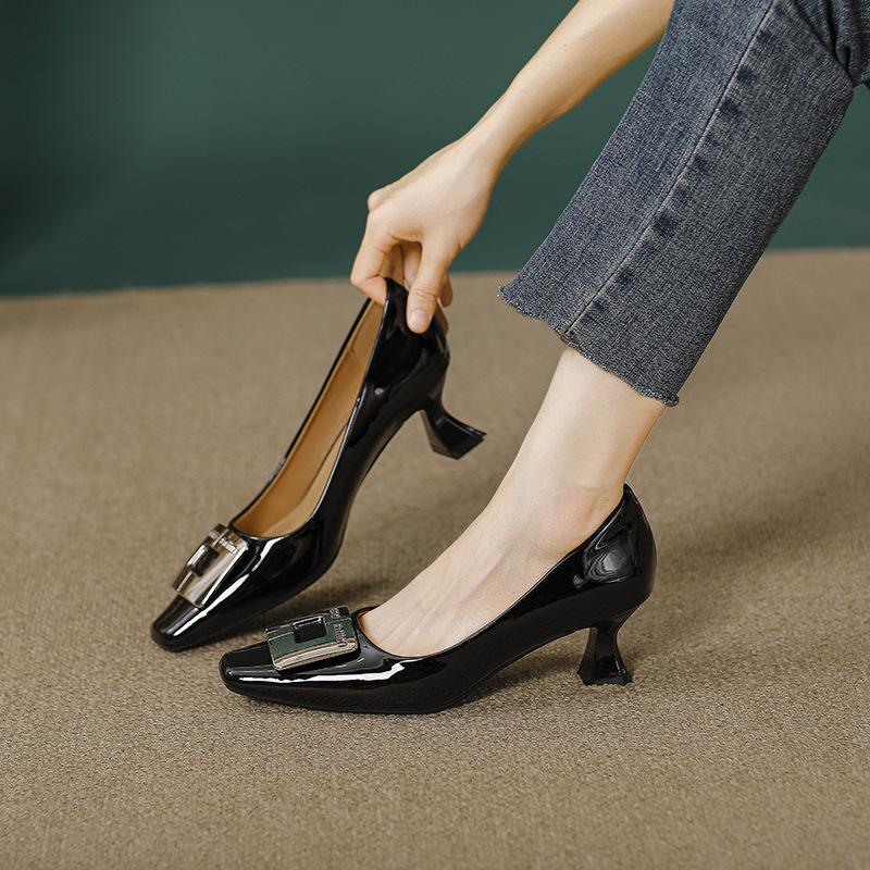 Square head high heels stiletto 2025 new spring and autumn women's shoes red wedding shoes patent leather light mouth French medium heel single shoes