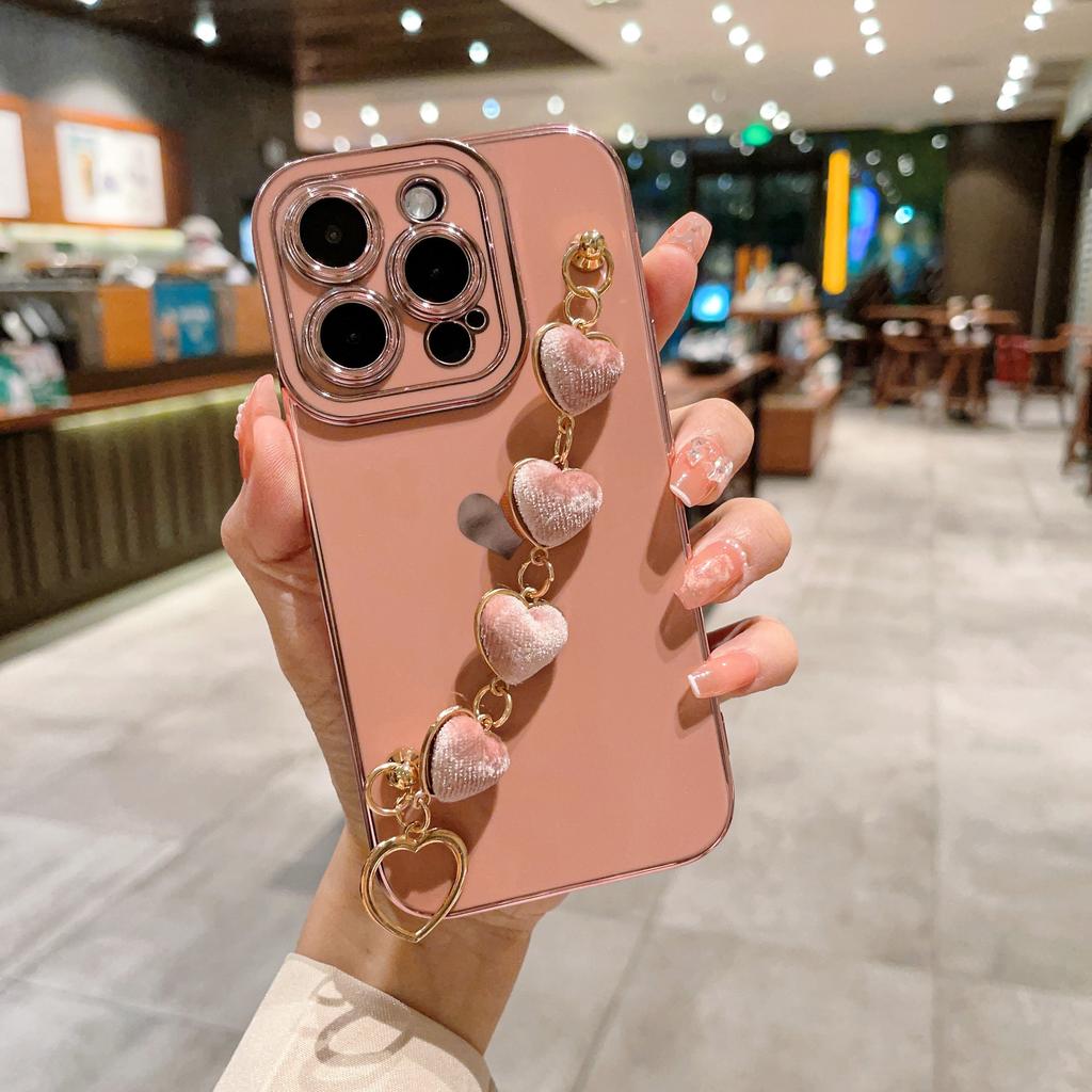 Для iphone15 Promax чехол для мобильного телефона с покрытием Love плюшевый браслет 14Promax защитный чехол 13 против падения